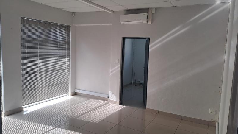 To Let commercial Property for Rent in Newton Park Eastern Cape